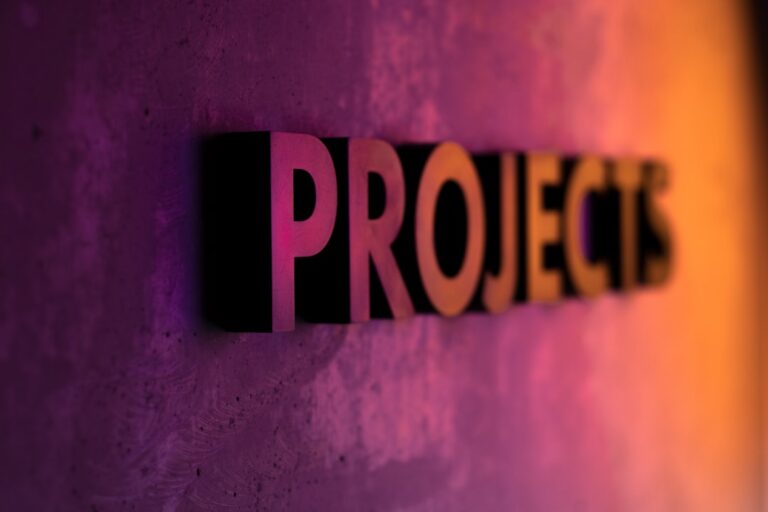Secretele unui management de proiect eficient în domeniul IT: Cum să-ți atingi obiectivele în termeni de timp și buget