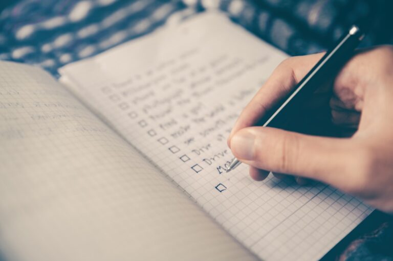Cum să-ți evaluezi afacerea și să iei decizii informate pentru viitor