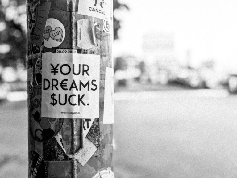 Cum să înfrunți provocările vieții cu optimism