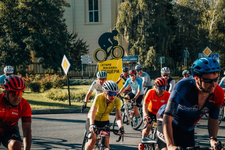 Cum să participi la evenimente de ciclism