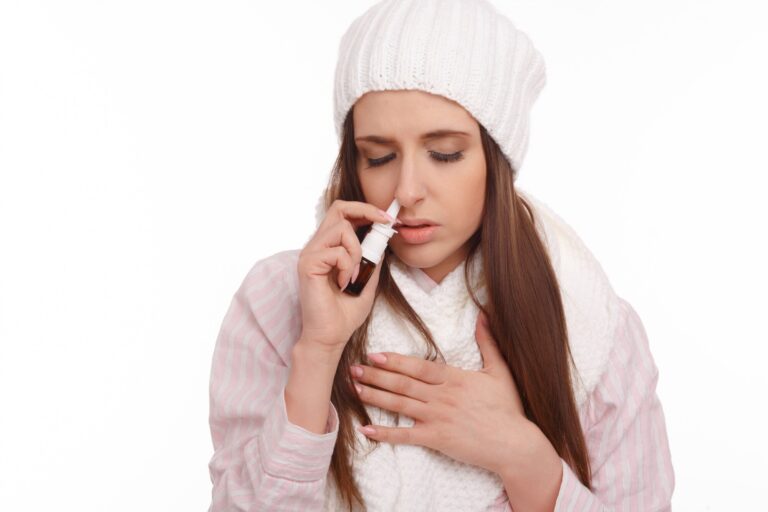 Capcana picăturilor de nas: De ce spray-ul nazal îți înfundă nasul mai rău pe termen lung